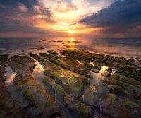 蜜臀av一区二区三区日韩-蜜臀的多元文化探索，一区、二区、三区的日韩风情